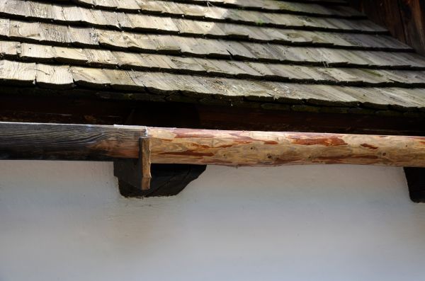 Cost of Wood Gutters Installation in Royal Oak